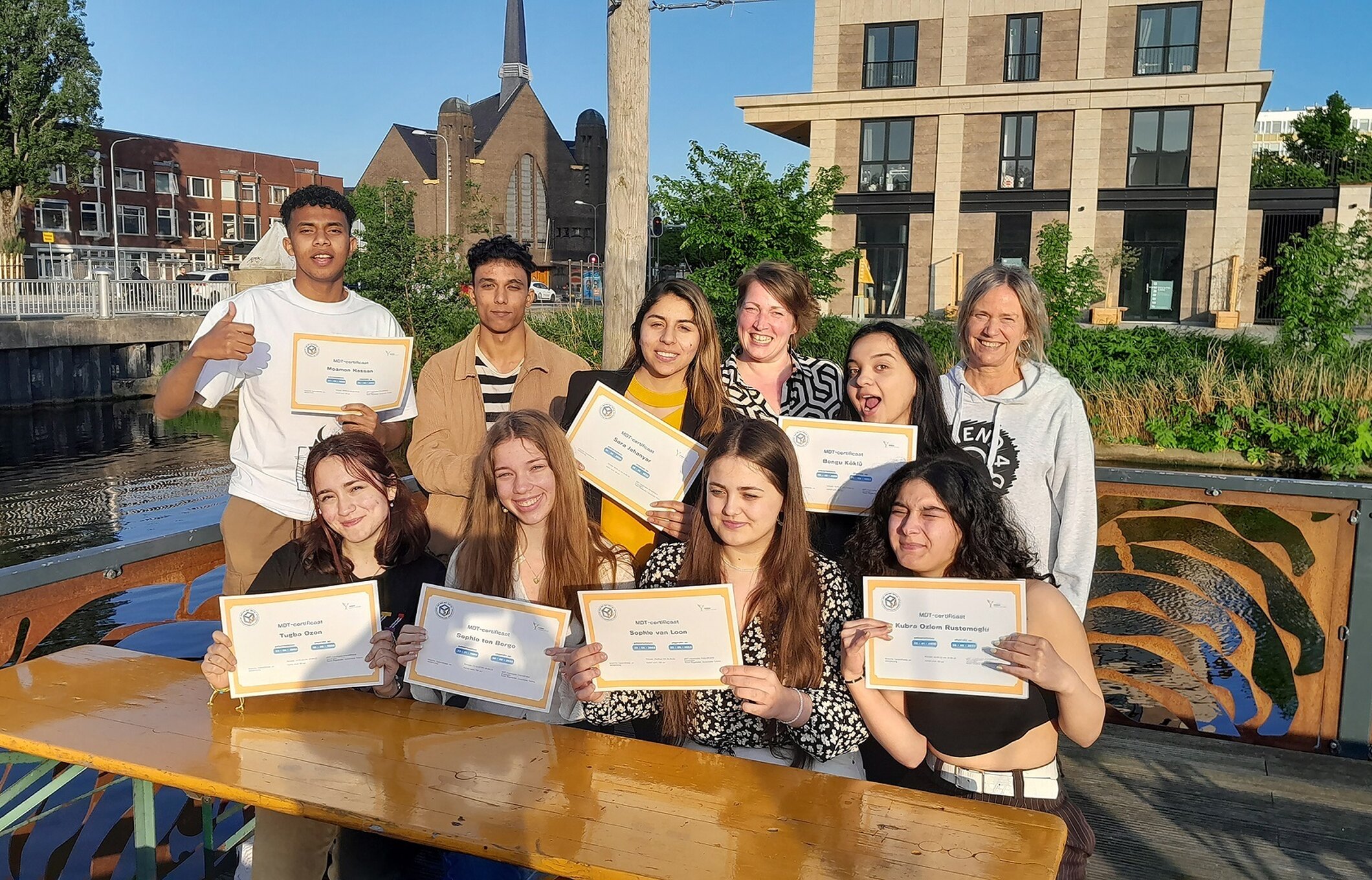 BL4 6 uitreiking certificaatfriends4friends 2
