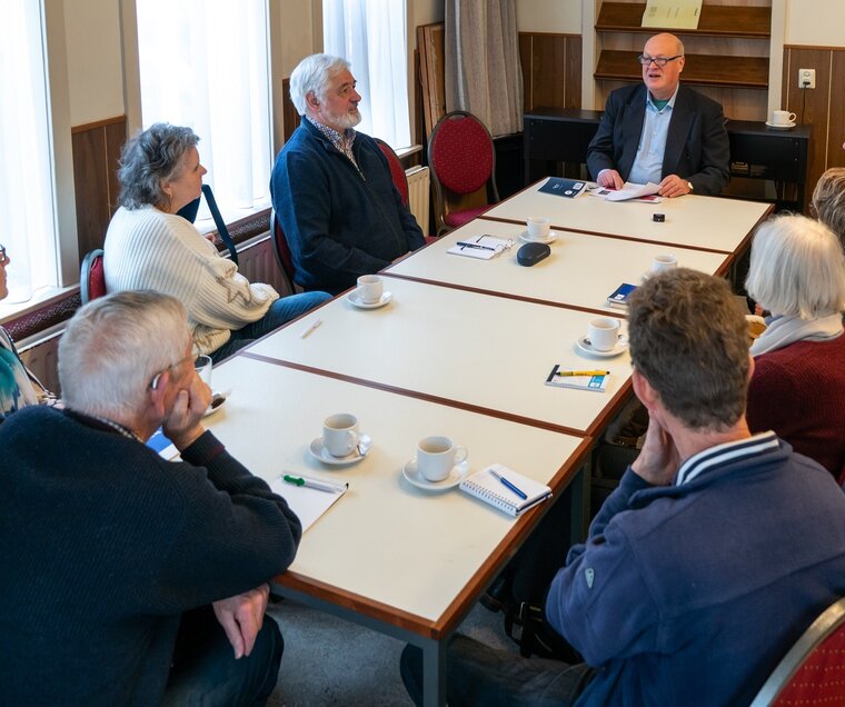 Tussenbeide 2025 Bezoekwerk beweging van hoop 1 lore